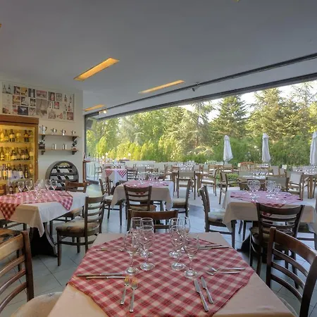Grand Varna Hotell Saints Constantine and Helena